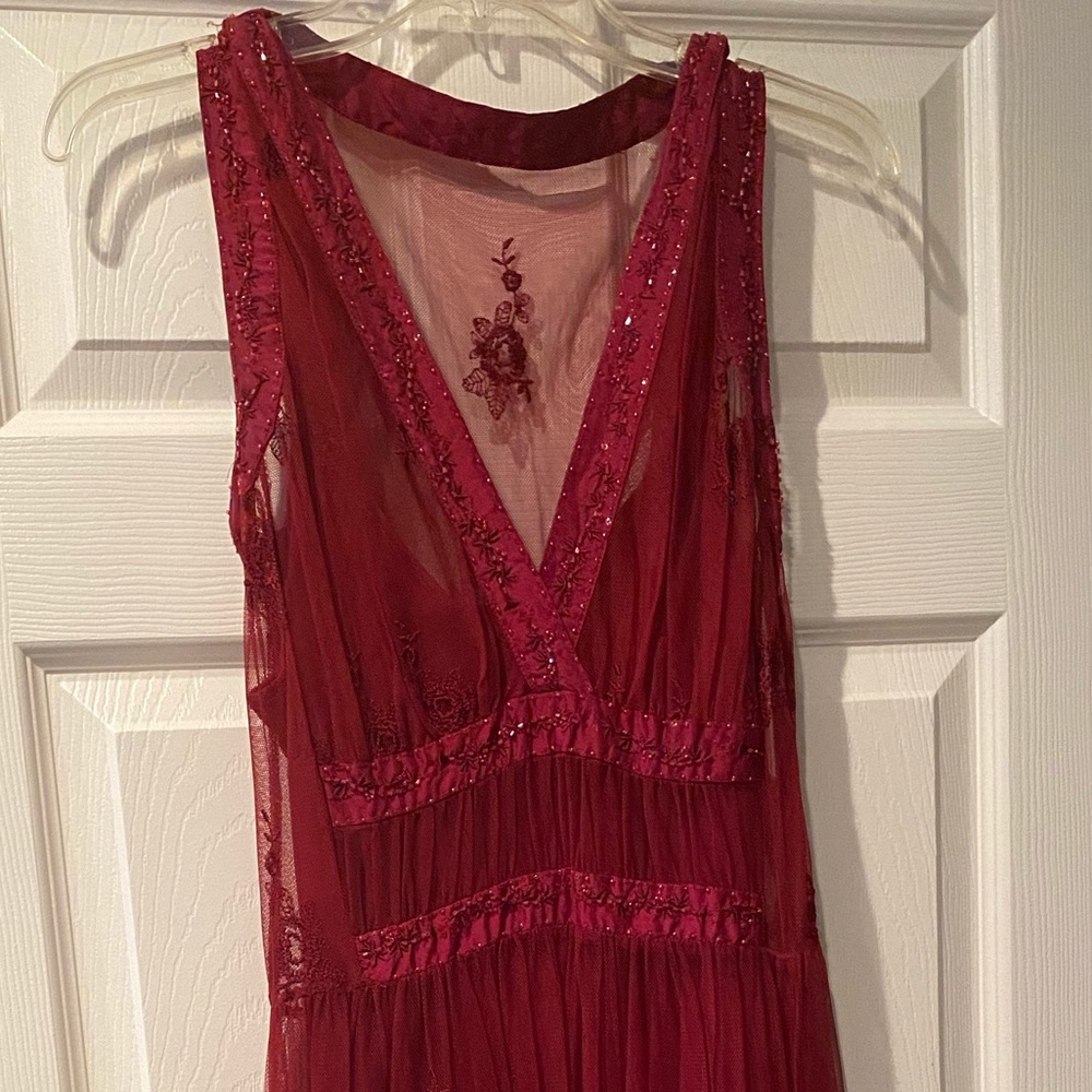 STUNNING! Lace Red Dress
